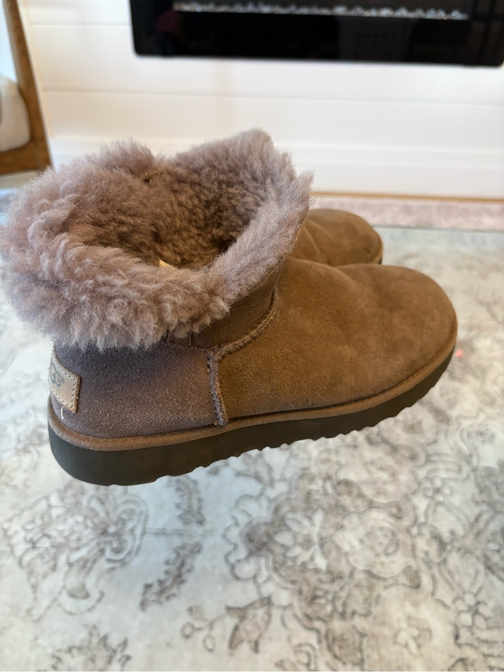 UGG Suede Shearling Lined Ankle Boots - light chestnut Brown - Size 6